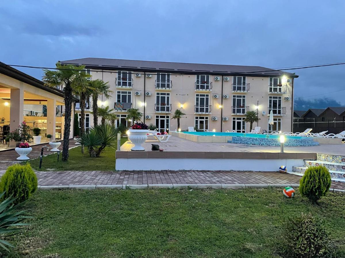 Hotel Askar Alakhadzi Kültér fotó