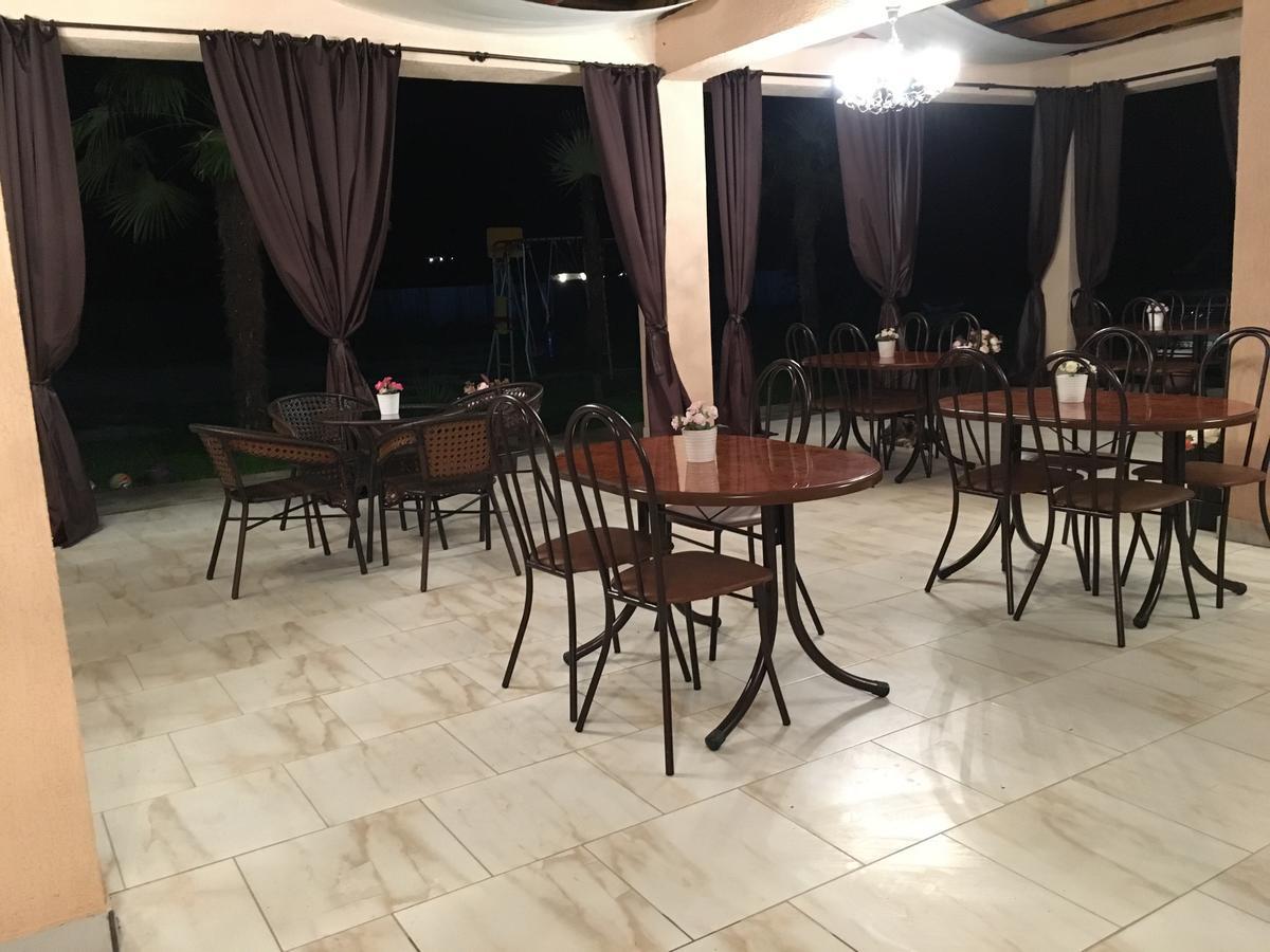 Hotel Askar Alakhadzi Kültér fotó