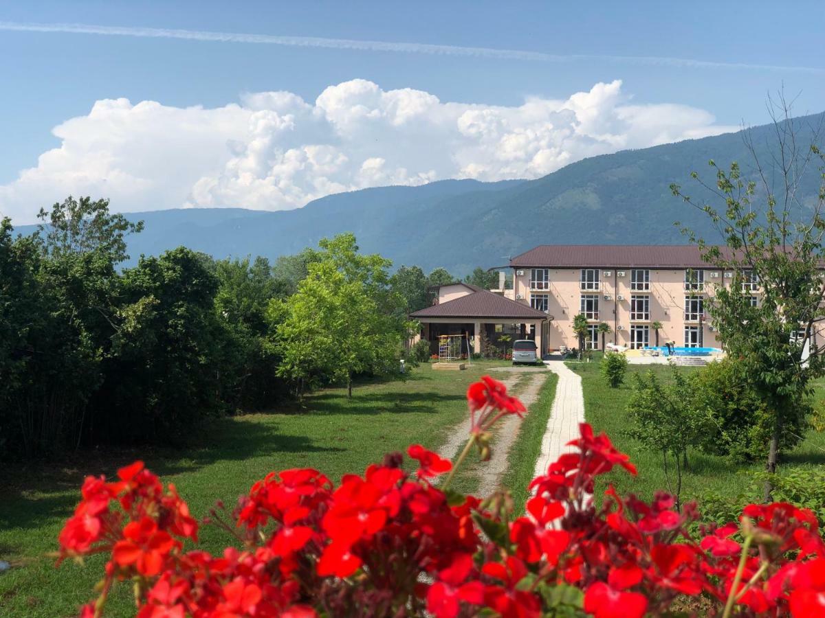 Hotel Askar Alakhadzi Kültér fotó