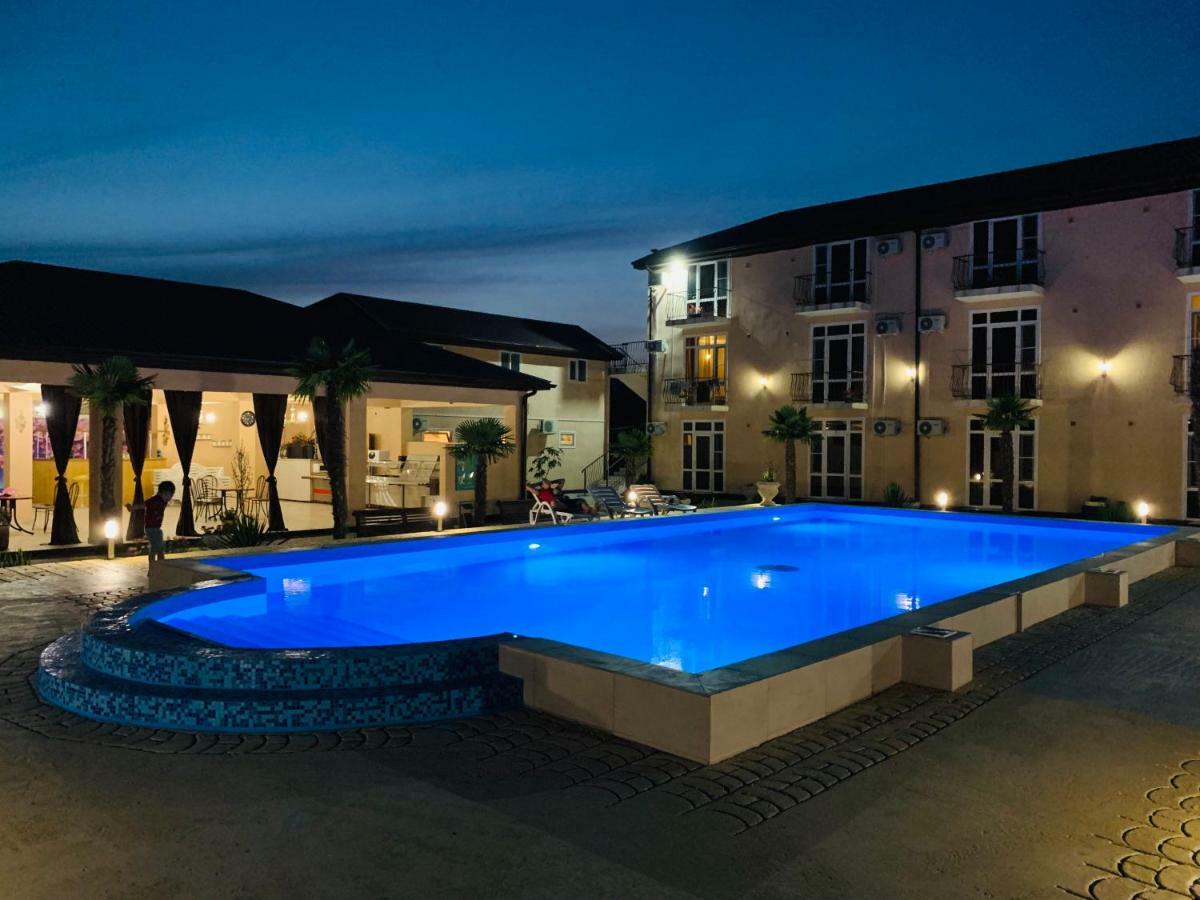 Hotel Askar Alakhadzi Kültér fotó