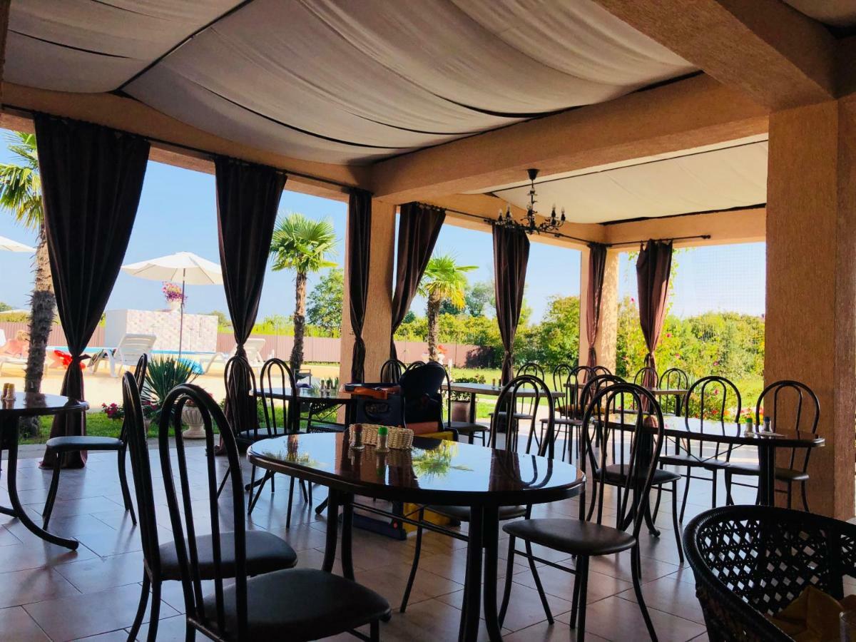 Hotel Askar Alakhadzi Kültér fotó