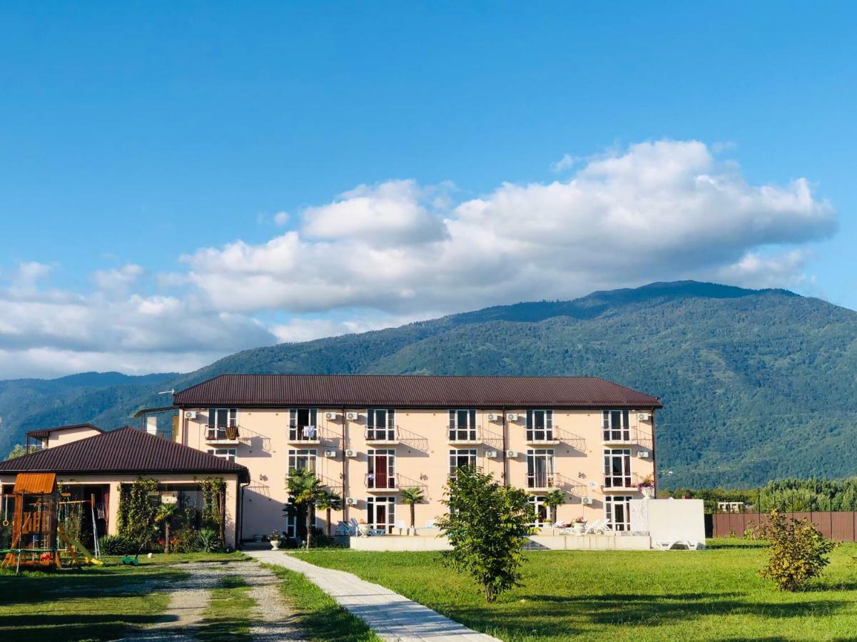 Hotel Askar Alakhadzi Kültér fotó